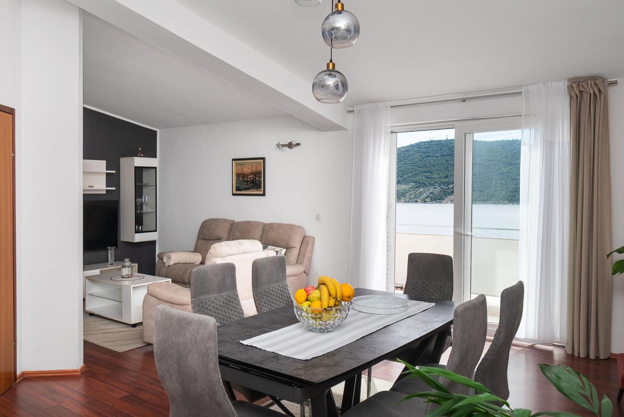 Apartment Zivana *